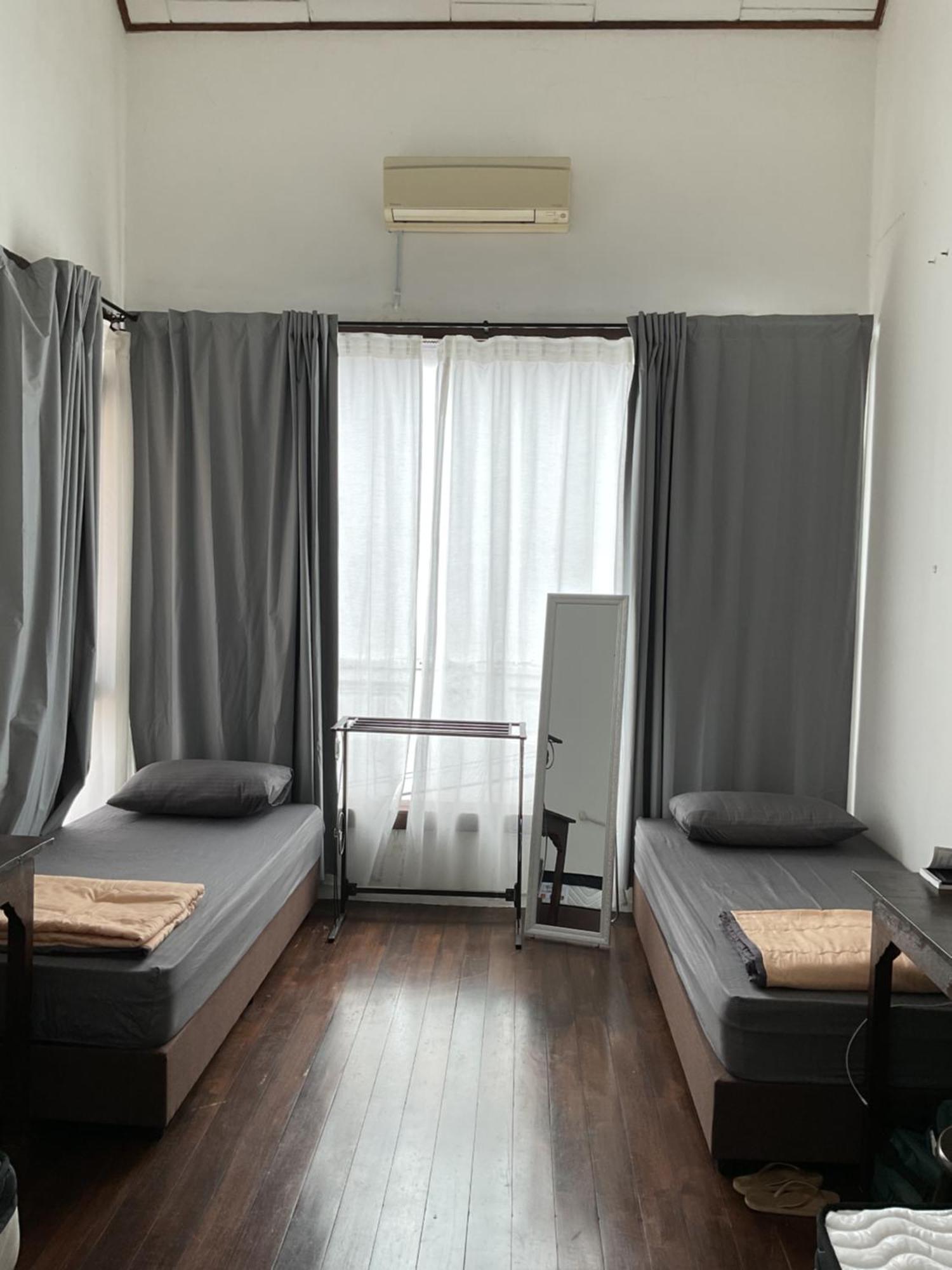 ג'ורג' טאון Homs Female Hostel מראה חיצוני תמונה
